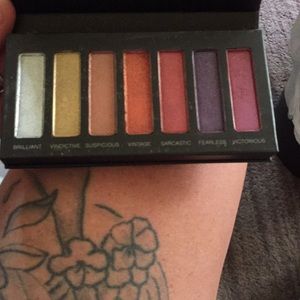 Younique New pallete #5